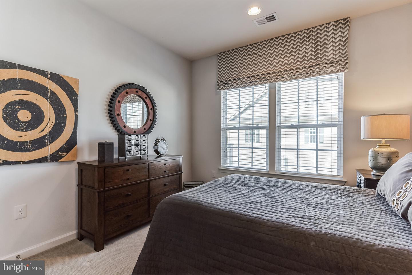 2500 Hurston LANE NE Unit: 2