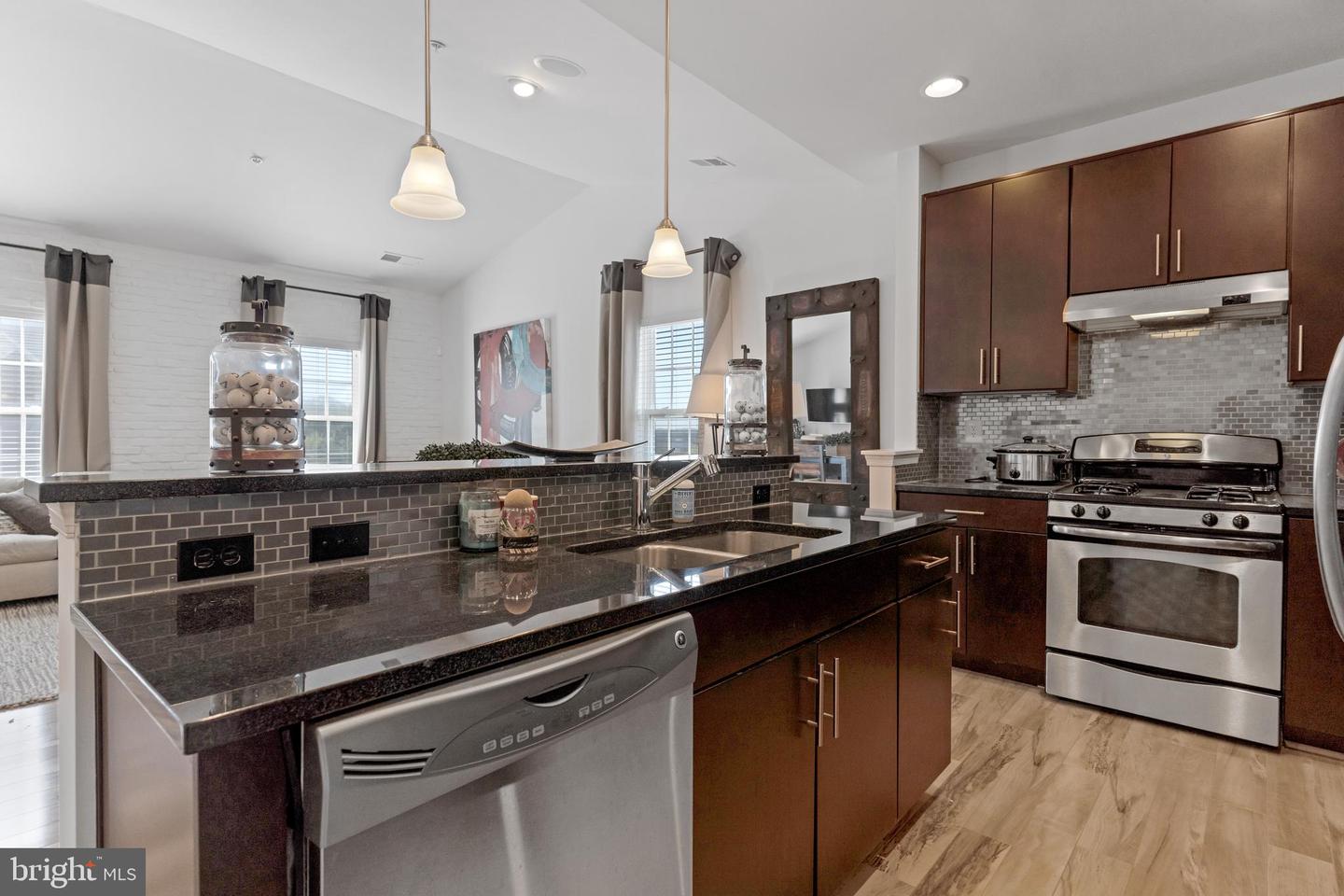 2500 Hurston LANE NE Unit: 2