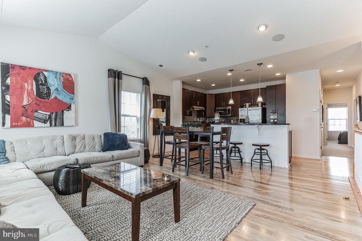 2500 Hurston LANE NE Unit: 2
