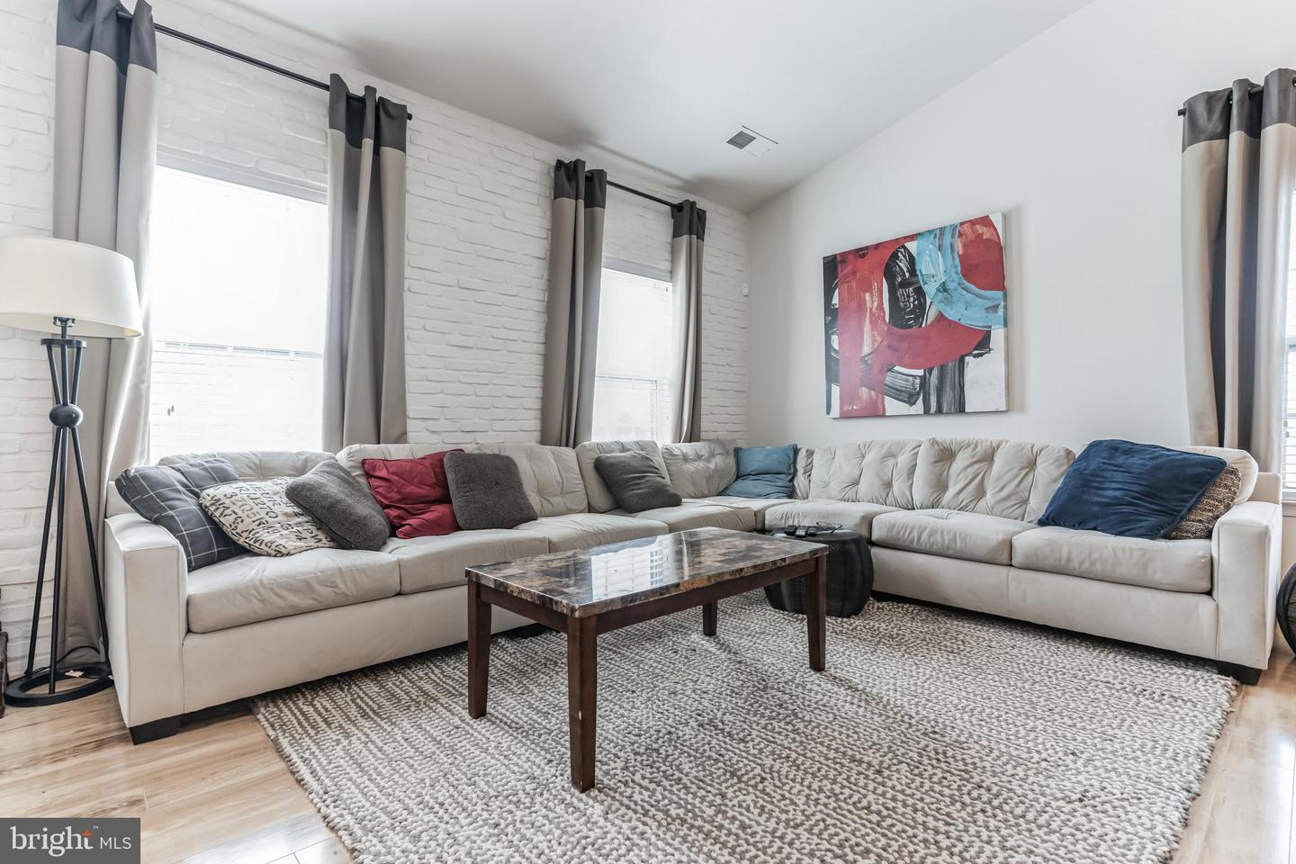 2500 Hurston LANE NE Unit: 2