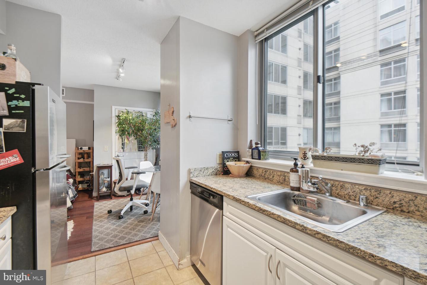555 Massachusetts AVENUE NW Unit: 1014