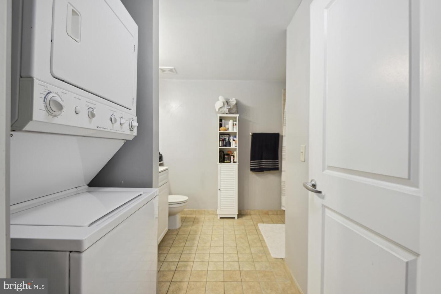 555 Massachusetts AVENUE NW Unit: 1014