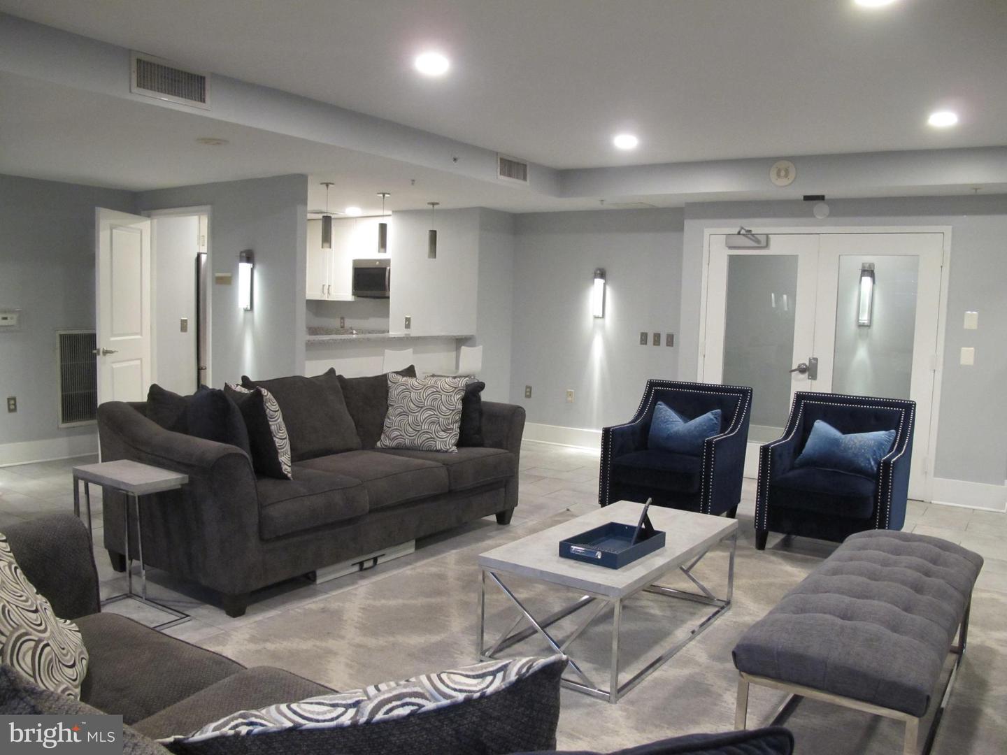 555 Massachusetts AVENUE NW Unit: 1014