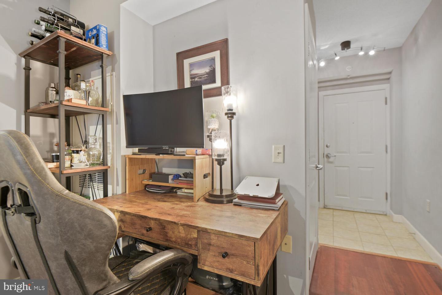 555 Massachusetts AVENUE NW Unit: 1014