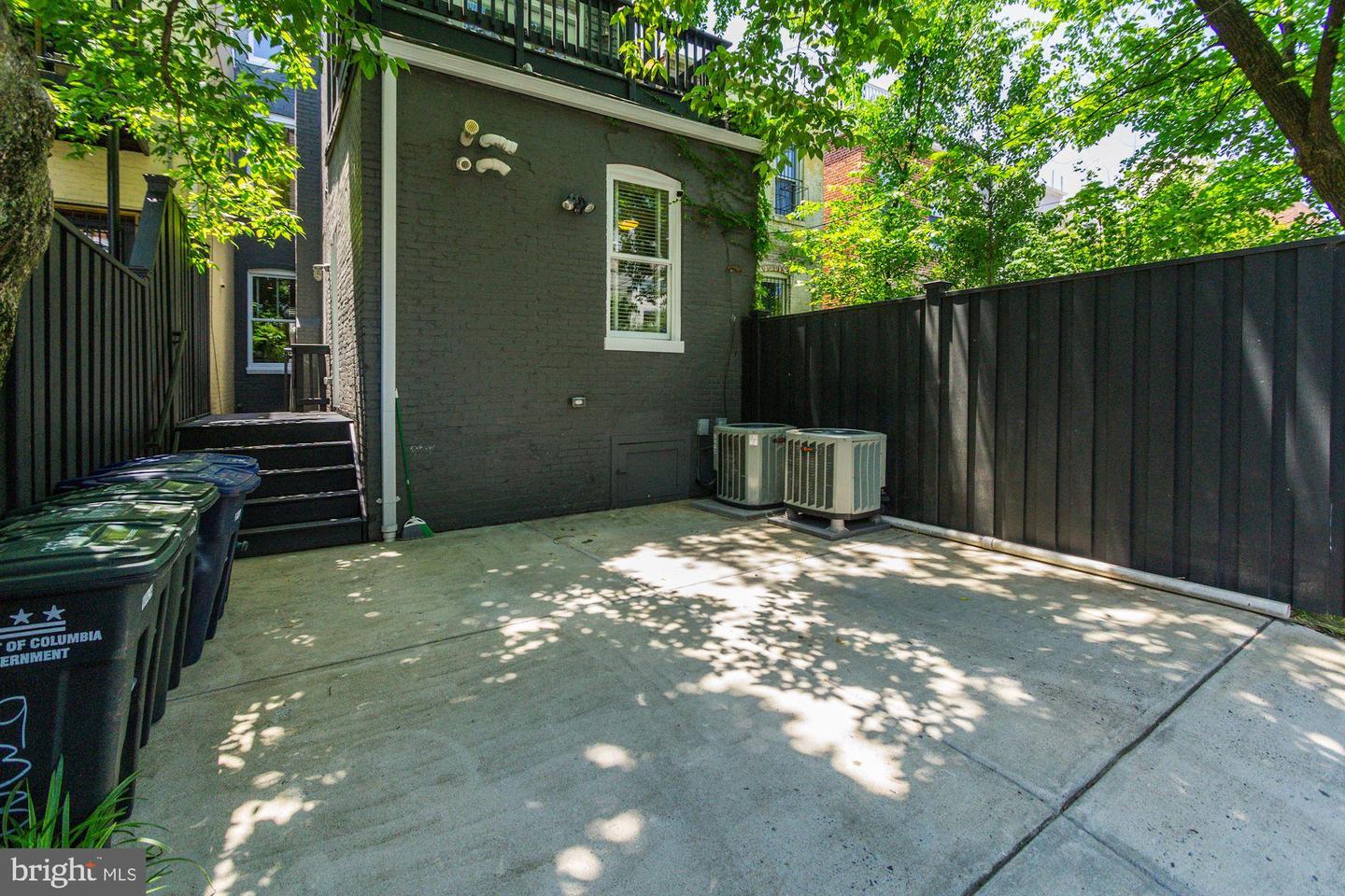 933 Westminster STREET NW
