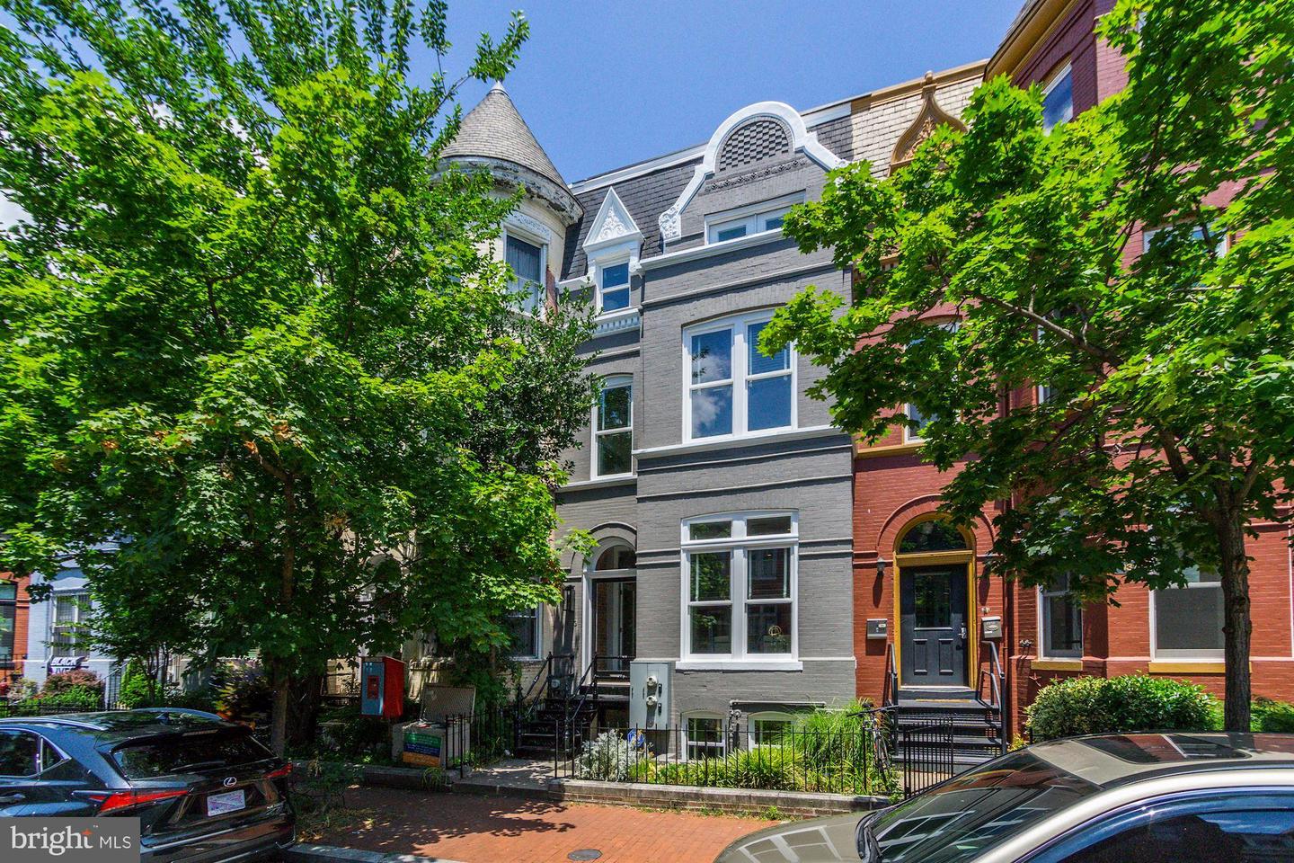 933 Westminster STREET NW