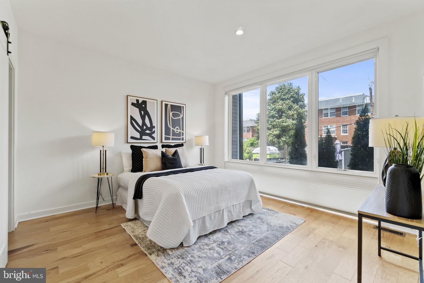 111 Varnum STREET NW Unit: 1