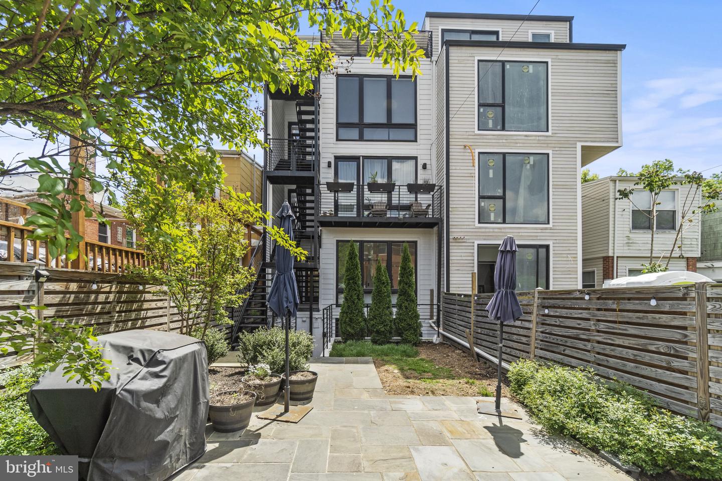 111 Varnum STREET NW Unit: 1