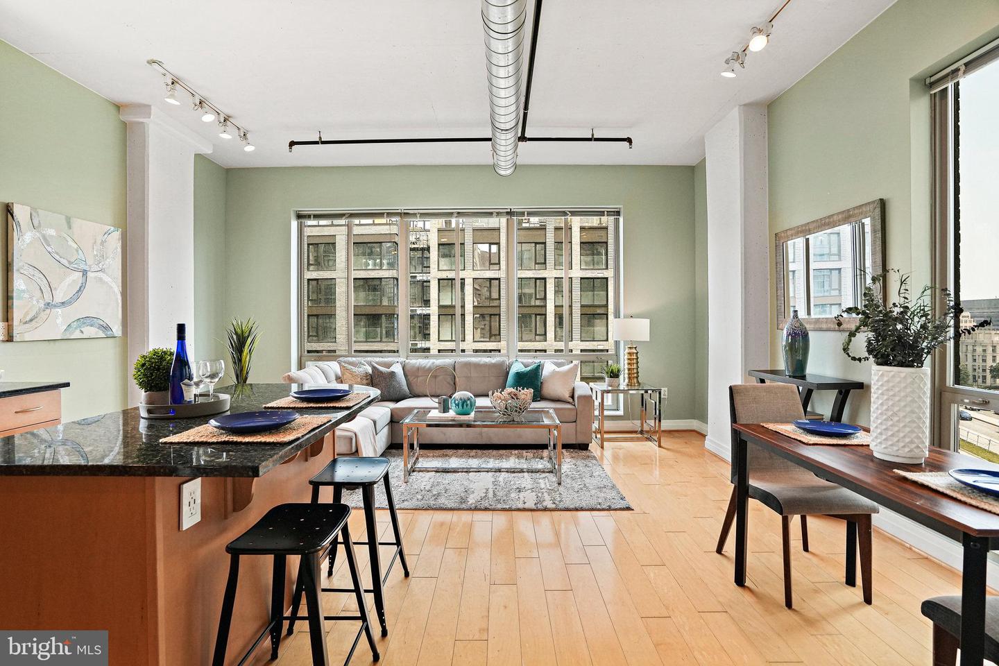 301 Massachusetts AVENUE NW Unit: 705
