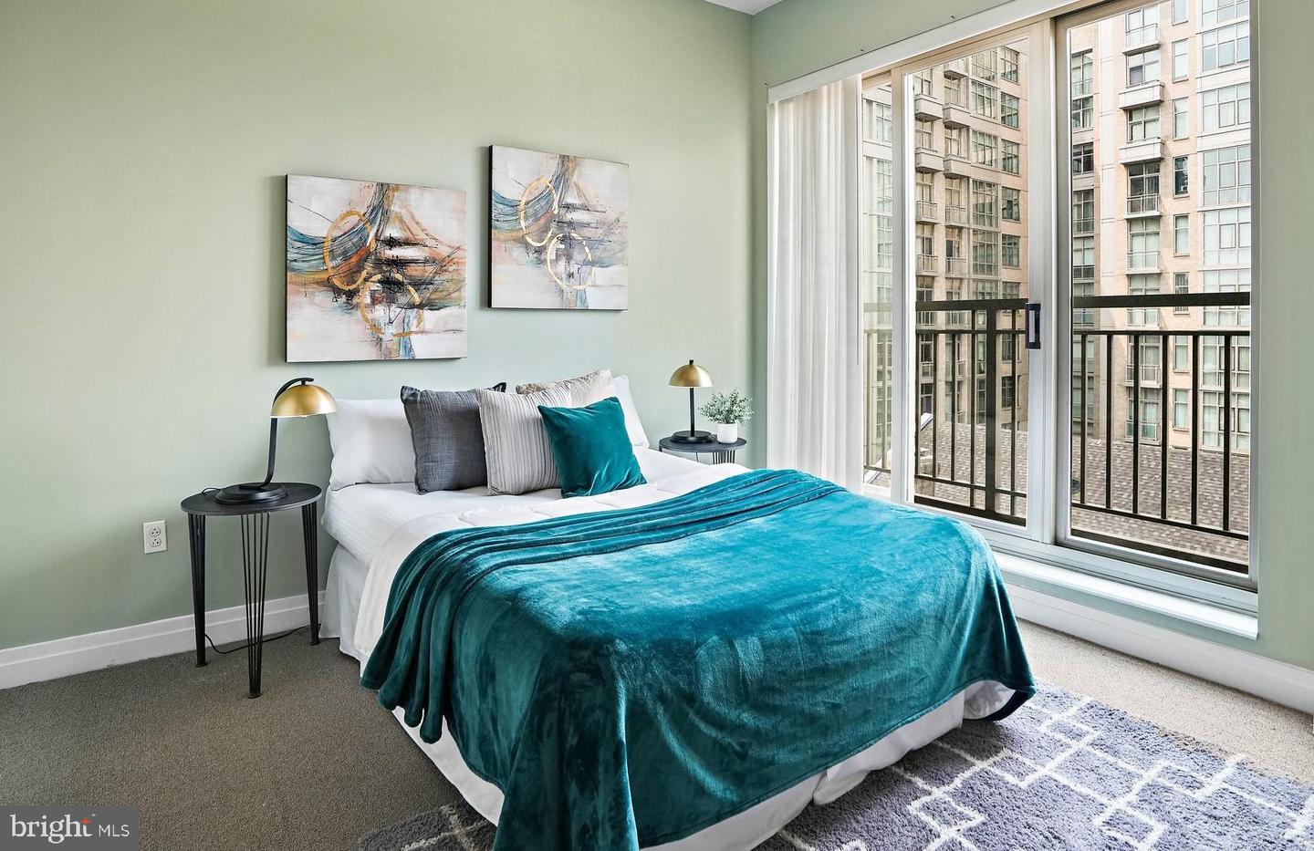 301 Massachusetts AVENUE NW Unit: 705
