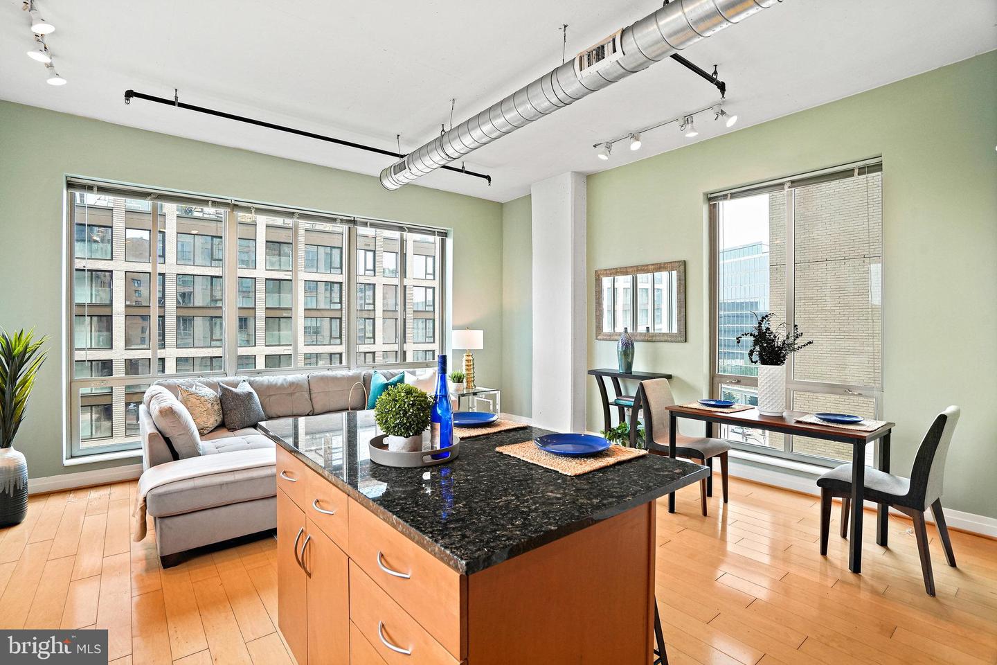 301 Massachusetts AVENUE NW Unit: 705