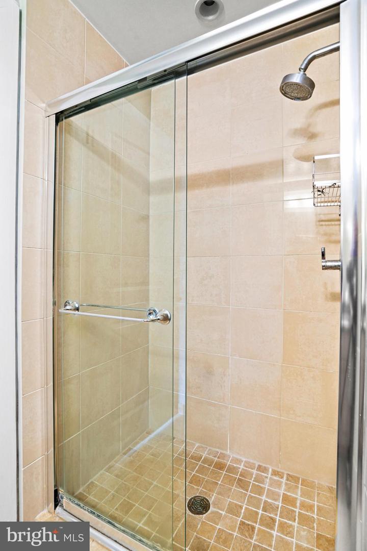301 Massachusetts AVENUE NW Unit: 705