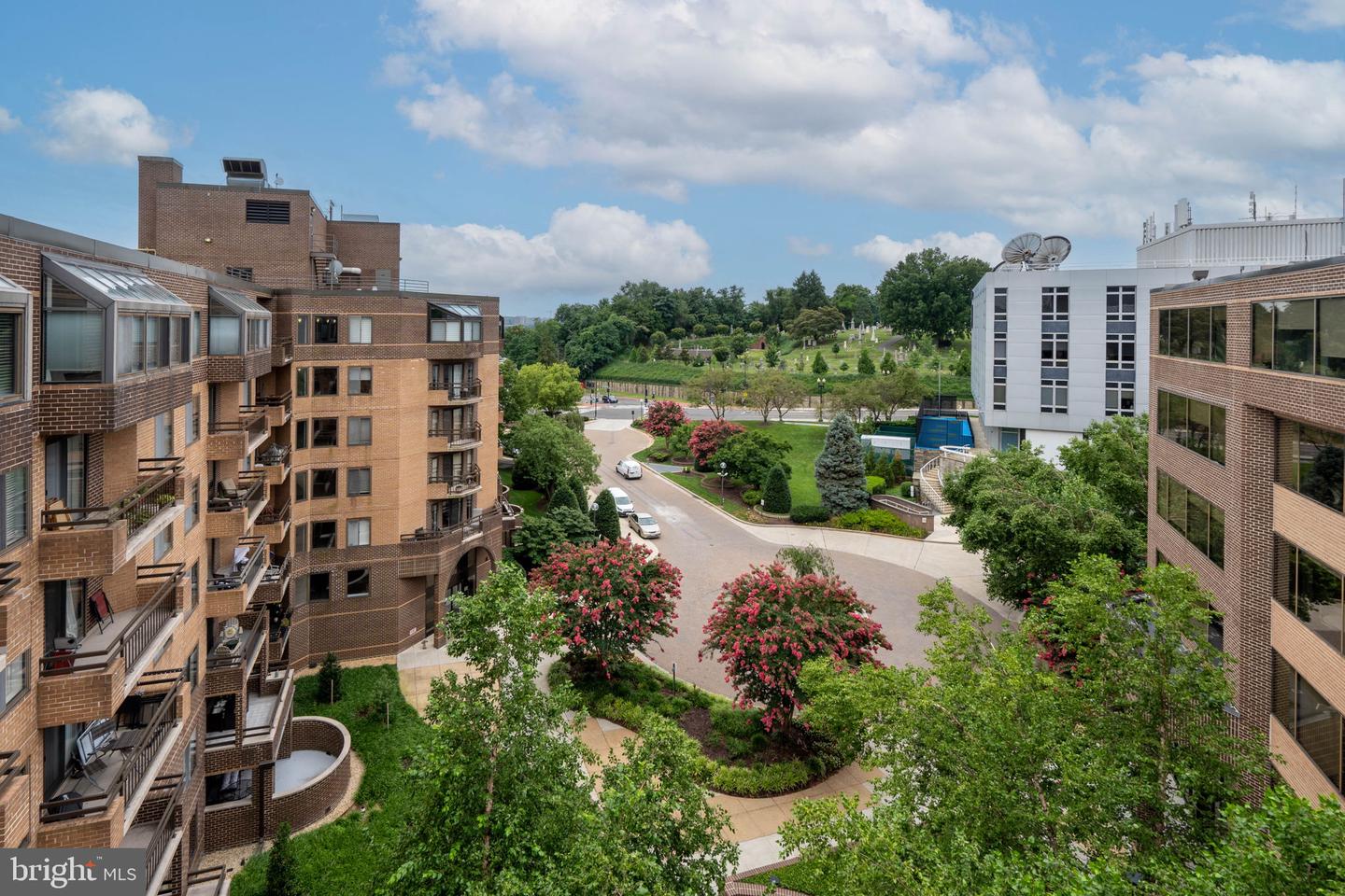 2111 Wisconsin AVENUE NW Unit: 512