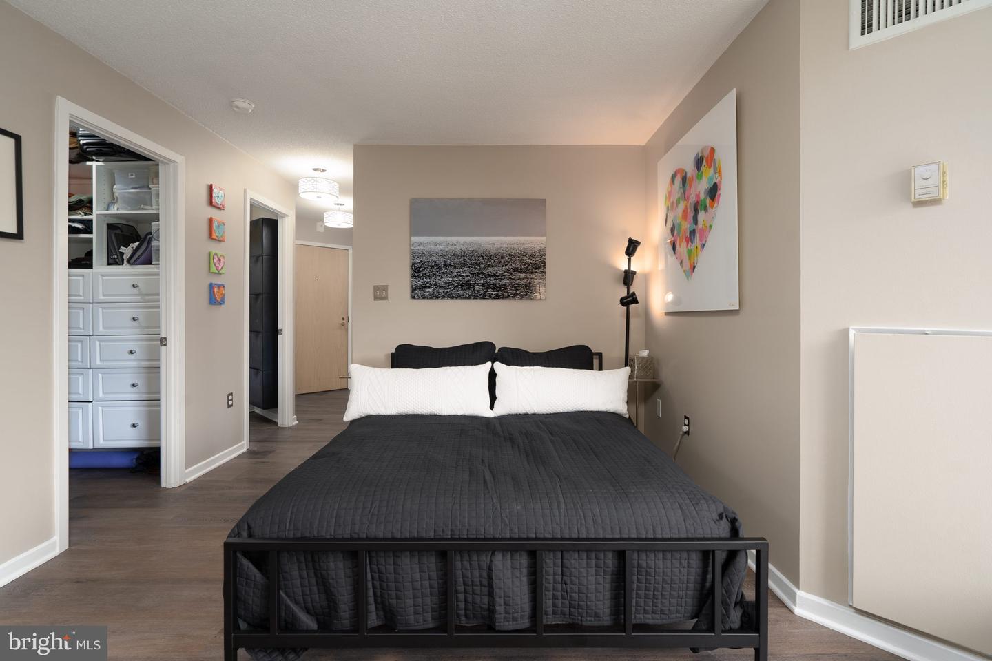 2111 Wisconsin AVENUE NW Unit: 512