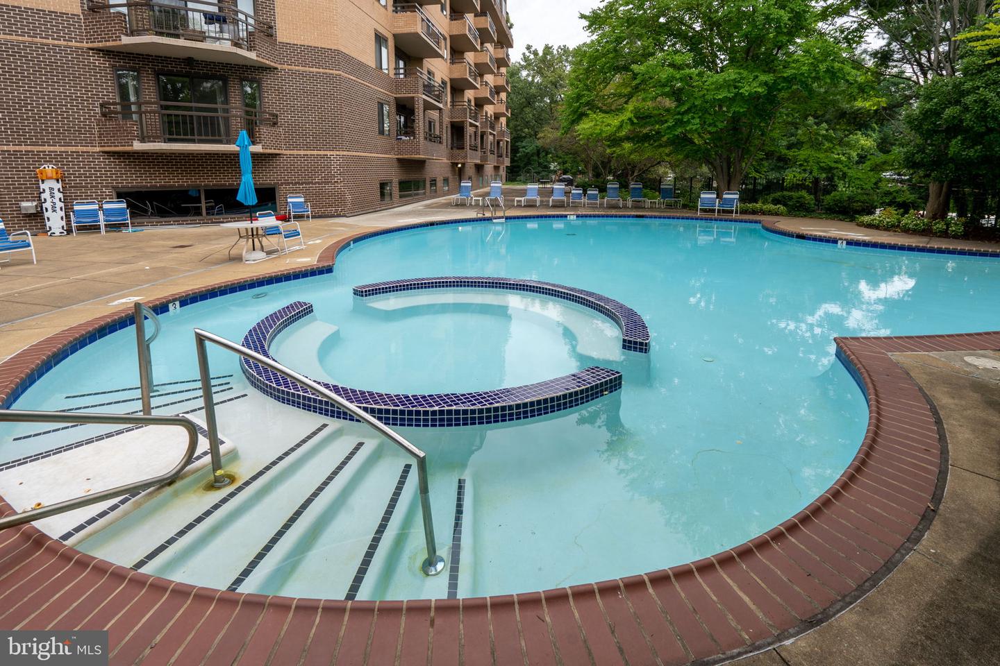 2111 Wisconsin AVENUE NW Unit: 512