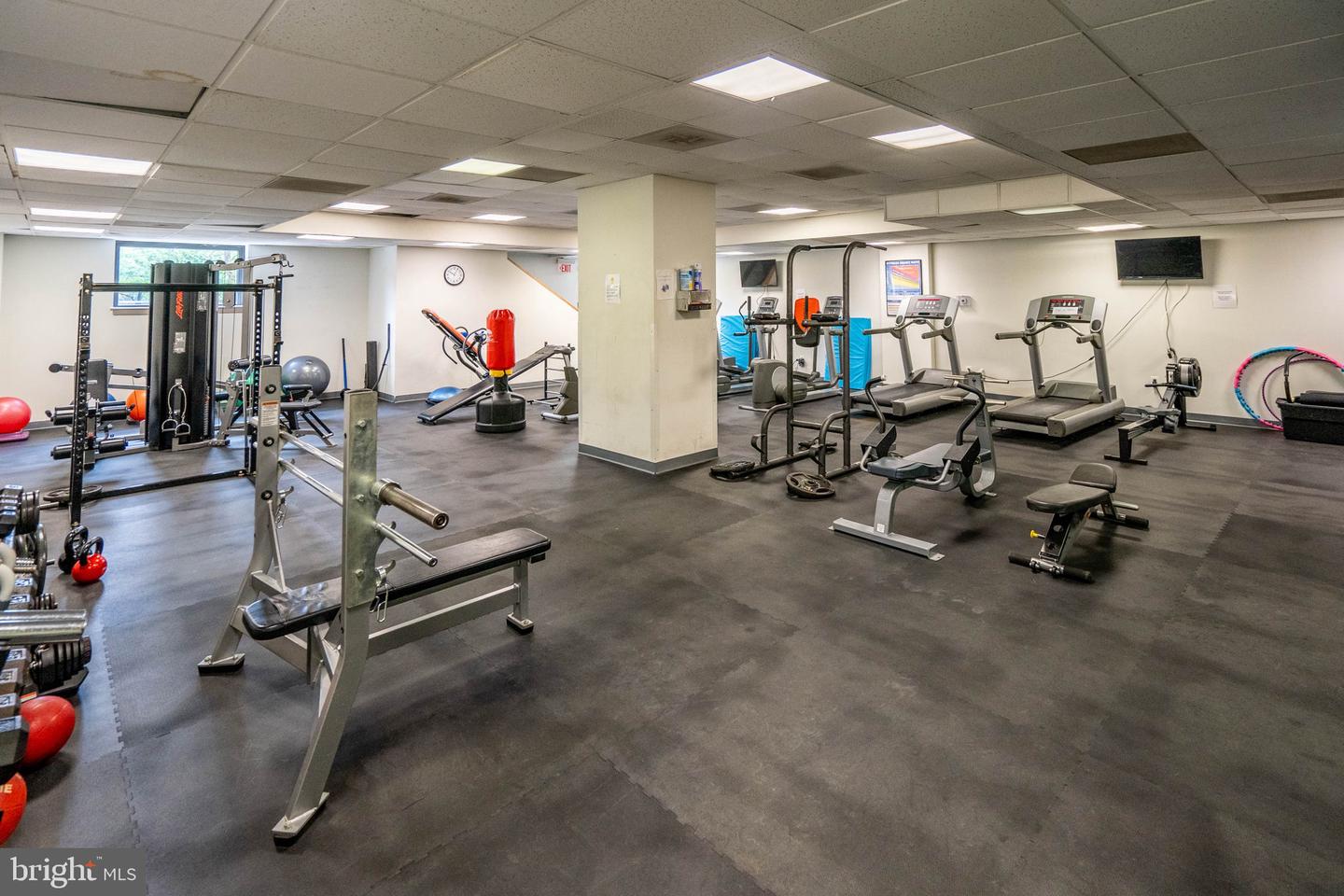 2111 Wisconsin AVENUE NW Unit: 512