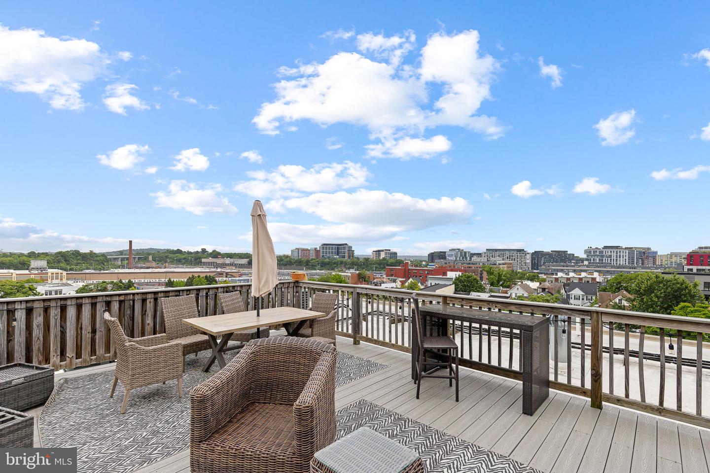 1831 2nd STREET NE Unit: 306