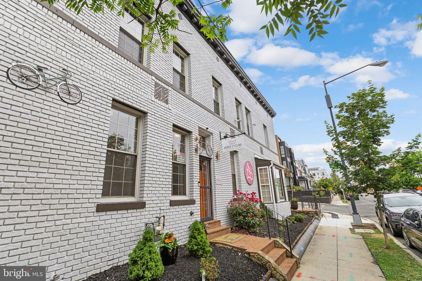 1831 2nd STREET NE Unit: 306
