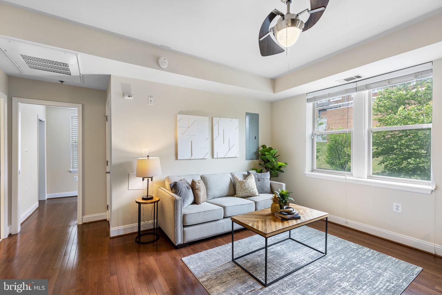 1831 2nd STREET NE Unit: 306