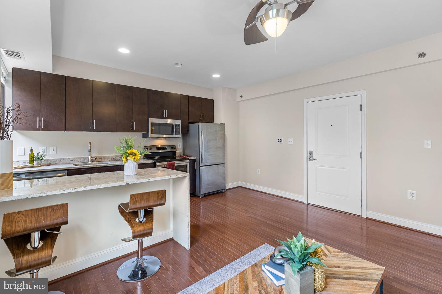 1831 2nd STREET NE Unit: 306