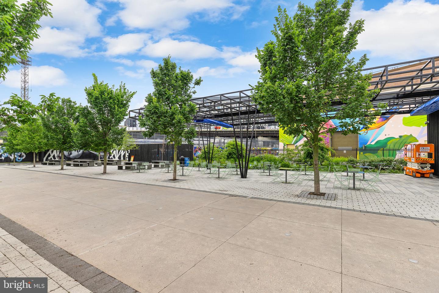 1831 2nd STREET NE Unit: 306