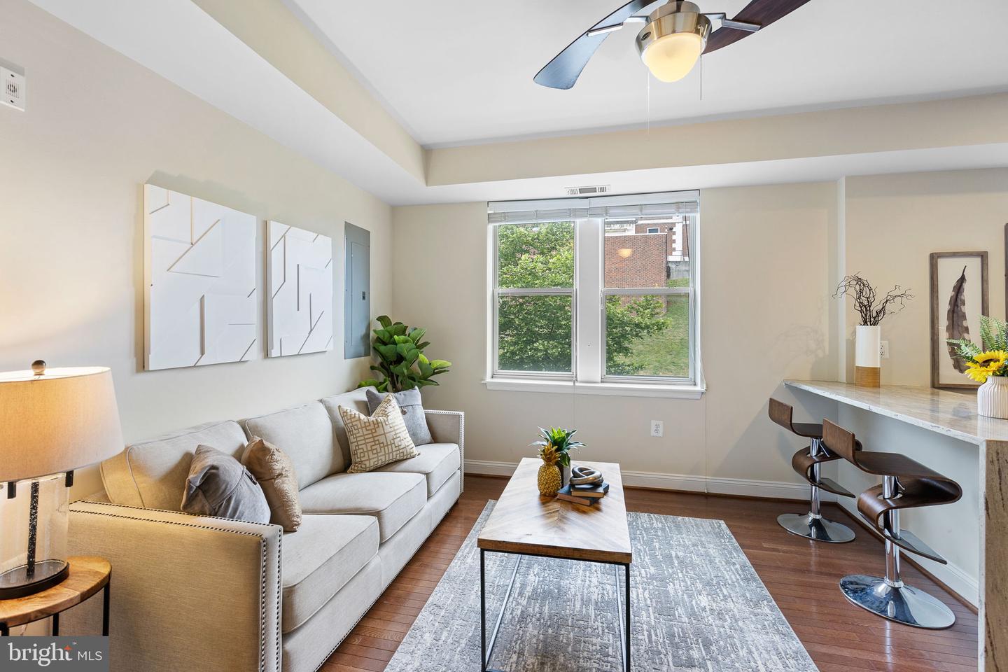 1831 2nd STREET NE Unit: 306
