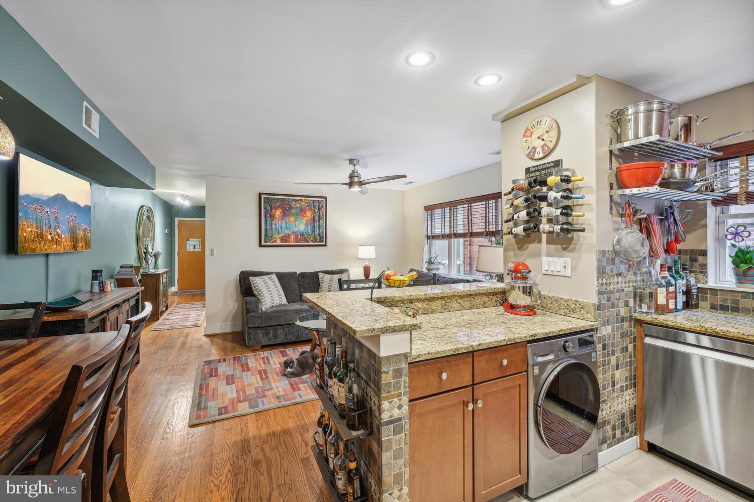 912 Shepherd STREET NW Unit: 203