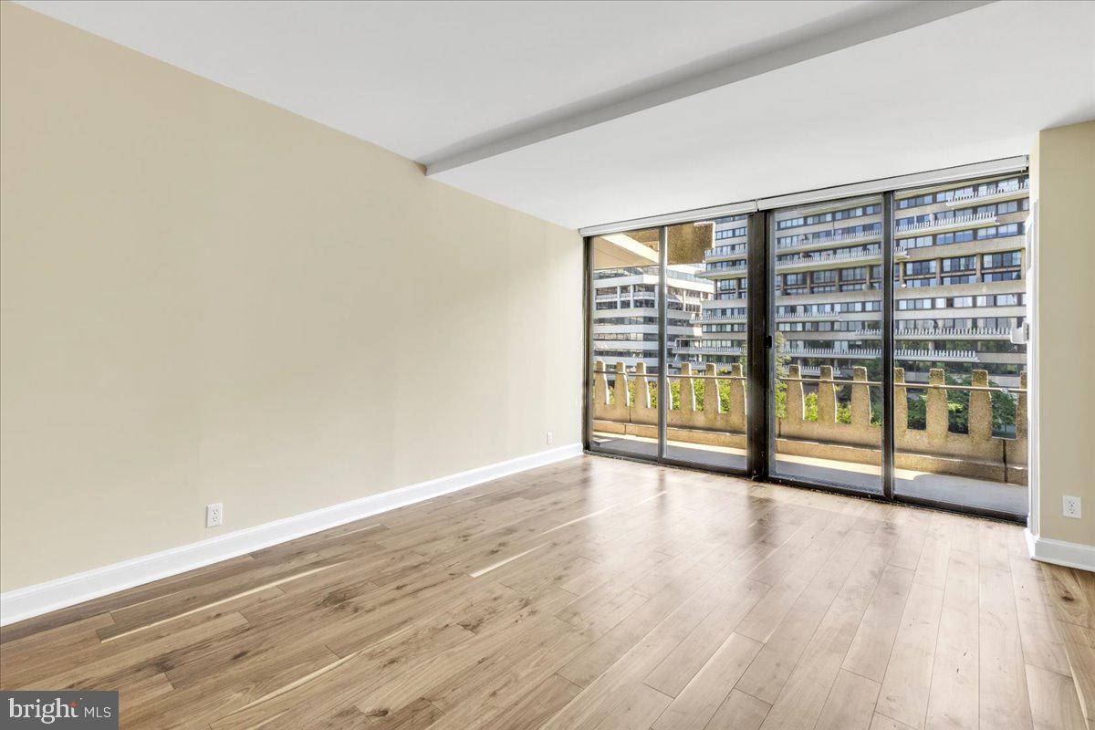 700 New Hampshire Ave Ave NW Unit: 511