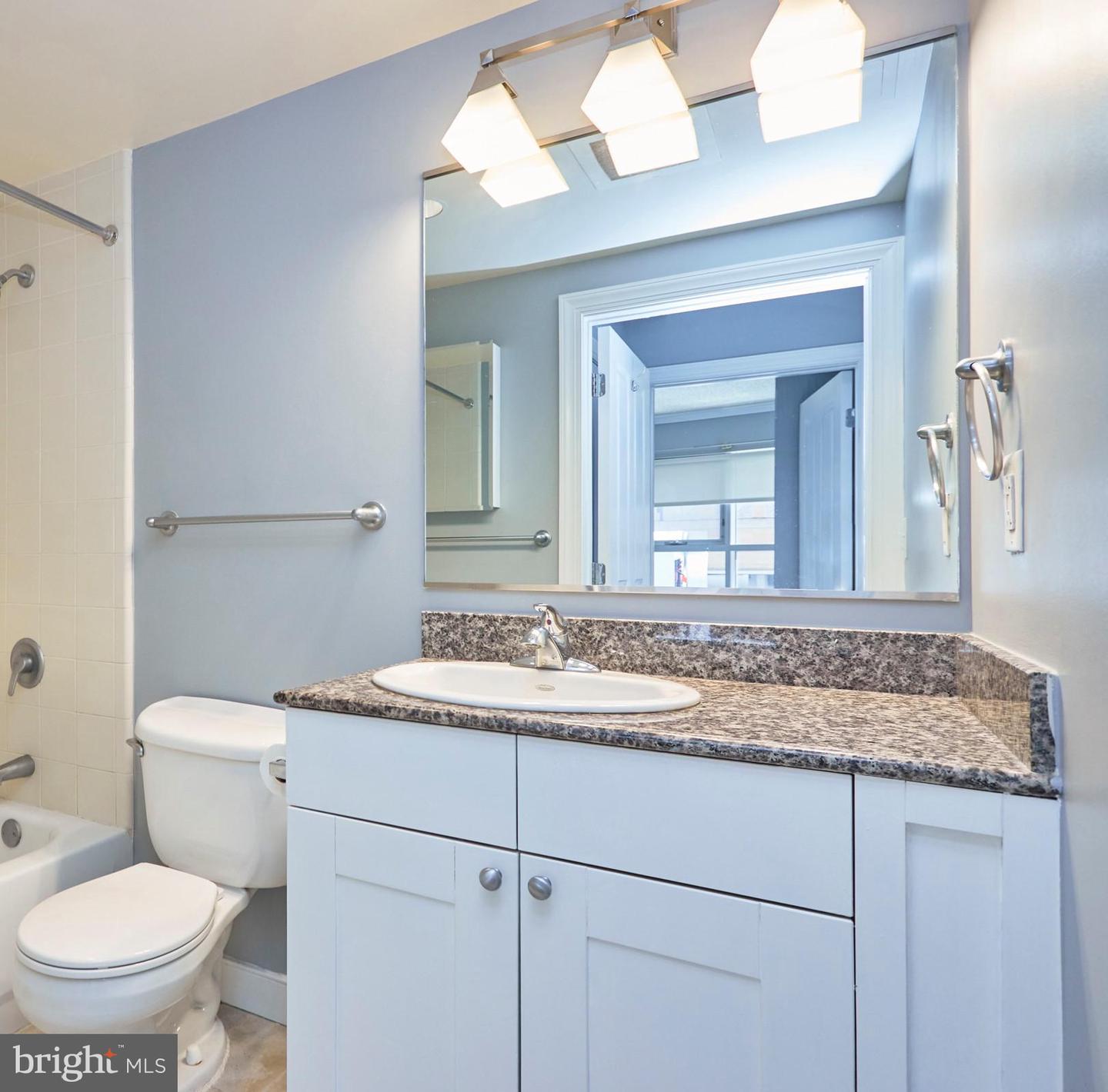 777 7th STREET NW Unit: 308