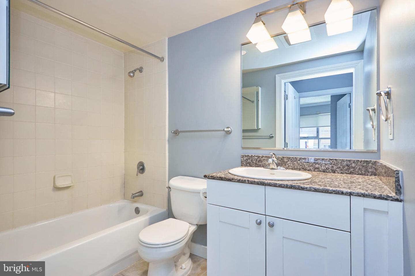 777 7th STREET NW Unit: 308