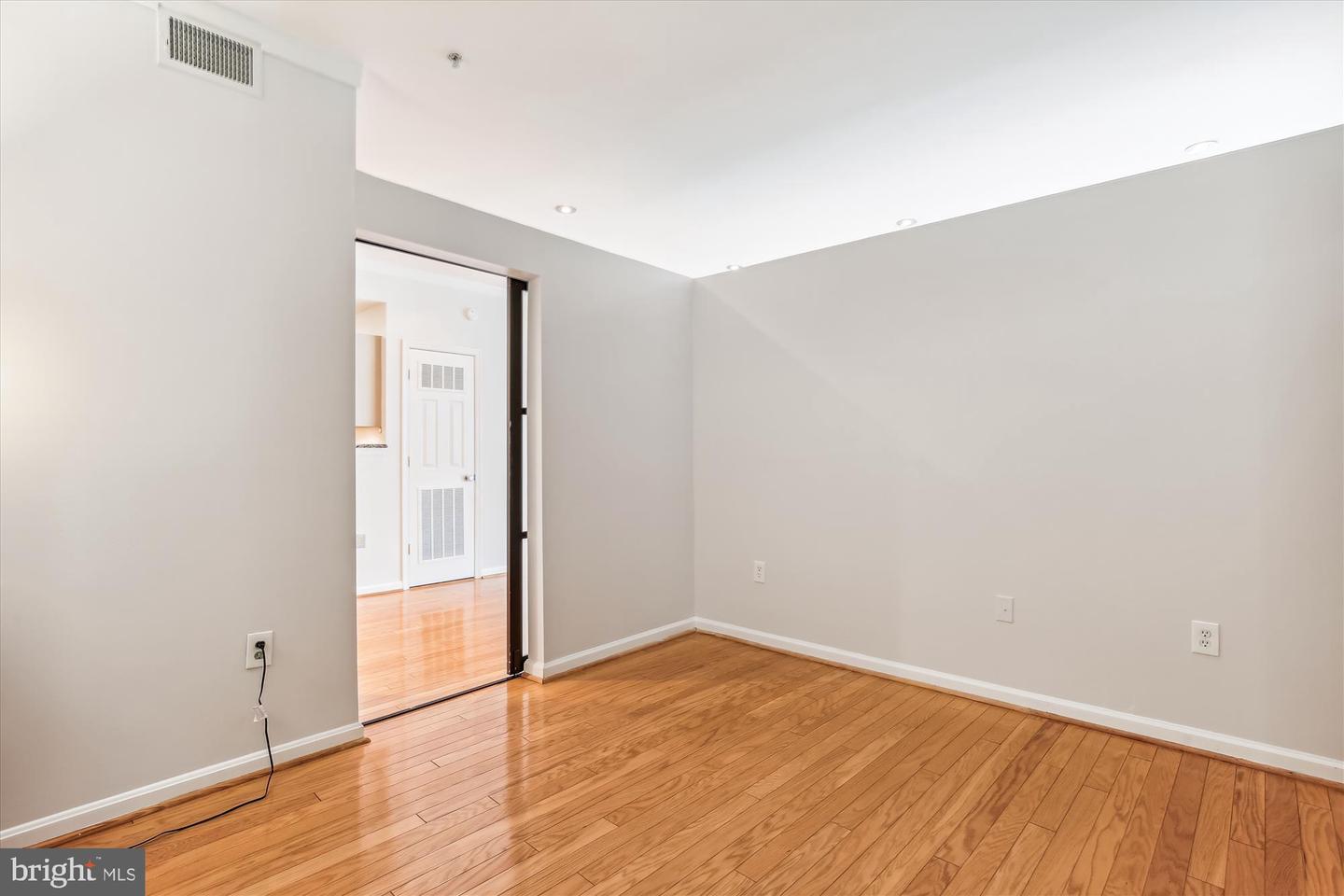 2004 11th STREET NW Unit: 125