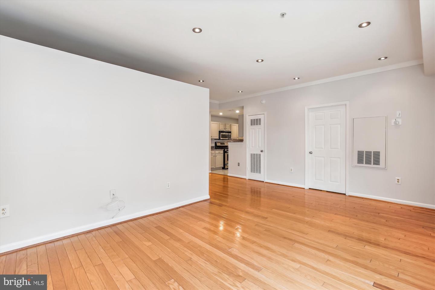 2004 11th STREET NW Unit: 125