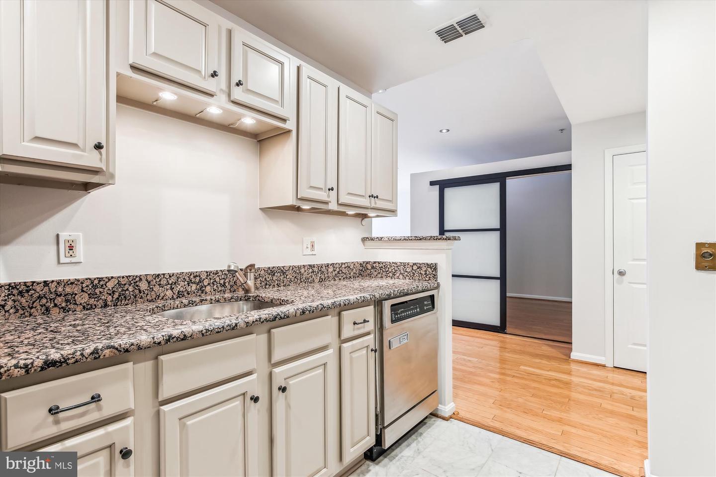 2004 11th STREET NW Unit: 125