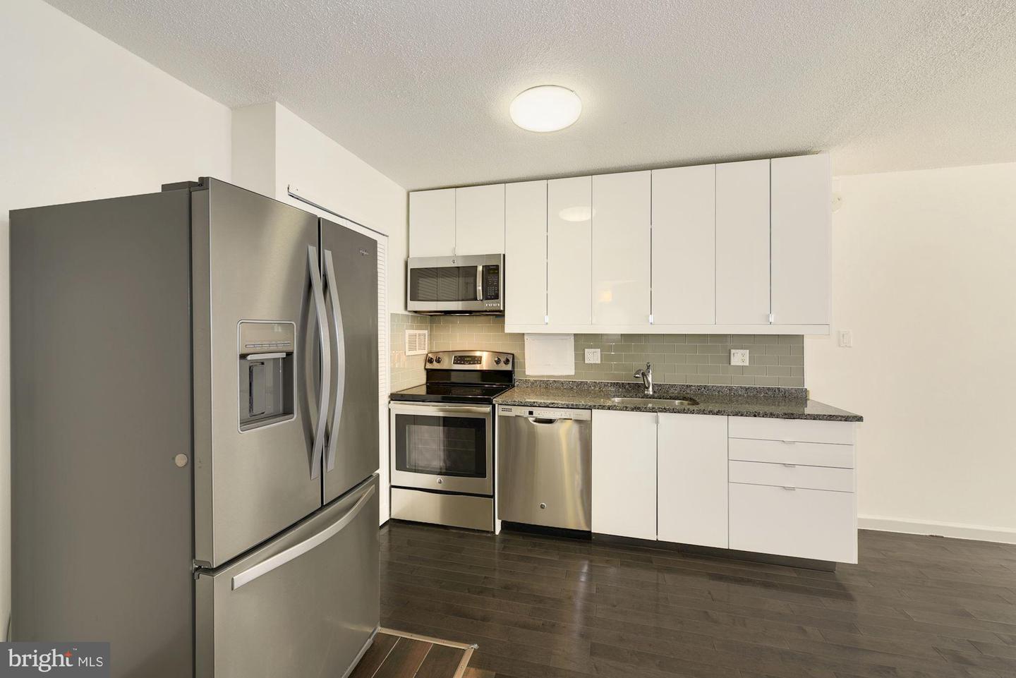 1718 P STREET NW Unit: 301
