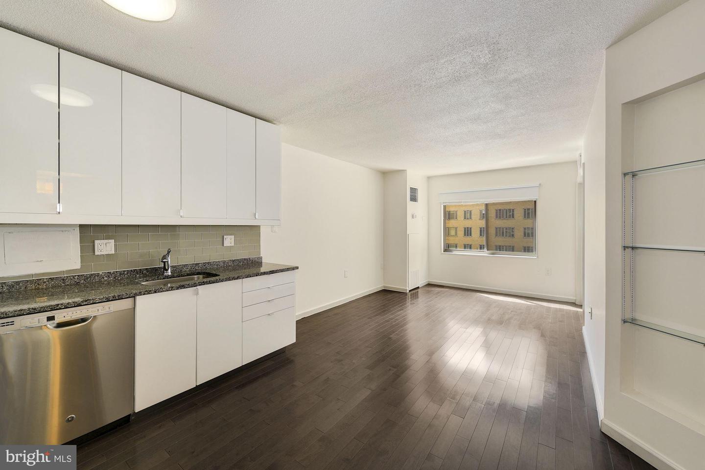 1718 P STREET NW Unit: 301