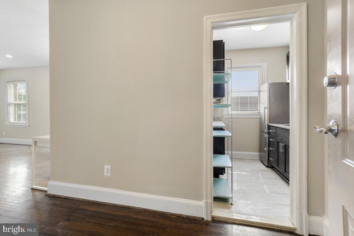 422 Butternut STREET NW Unit: 106