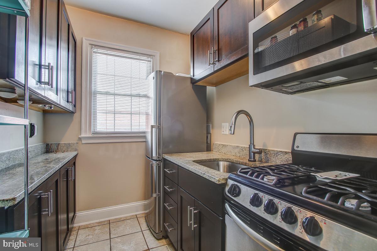 422 Butternut STREET NW Unit: 106