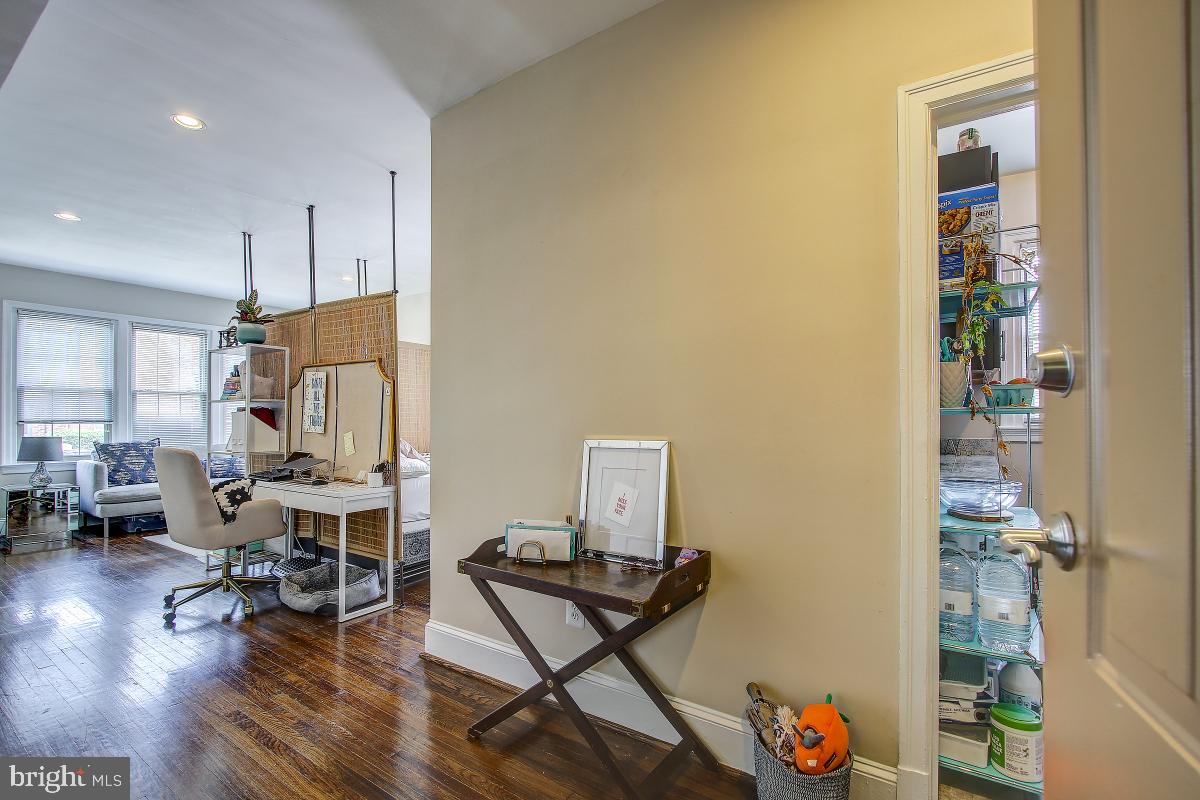 422 Butternut STREET NW Unit: 106