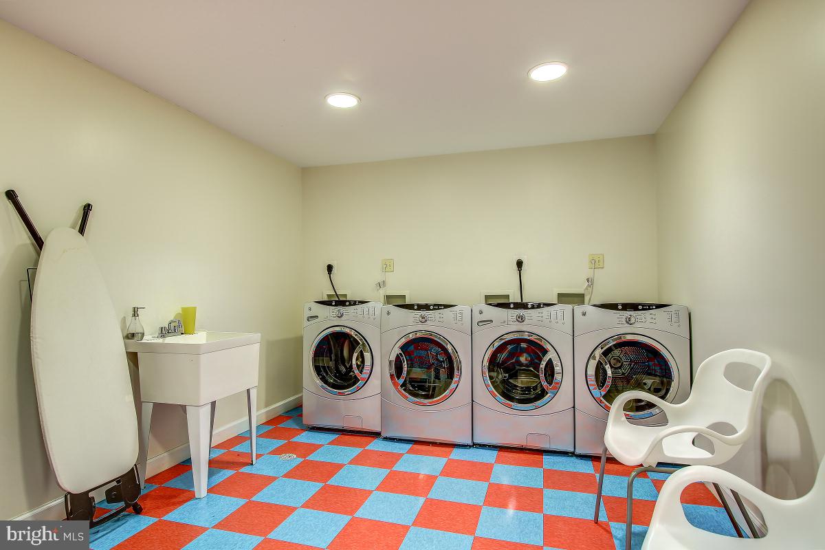 422 Butternut STREET NW Unit: 106