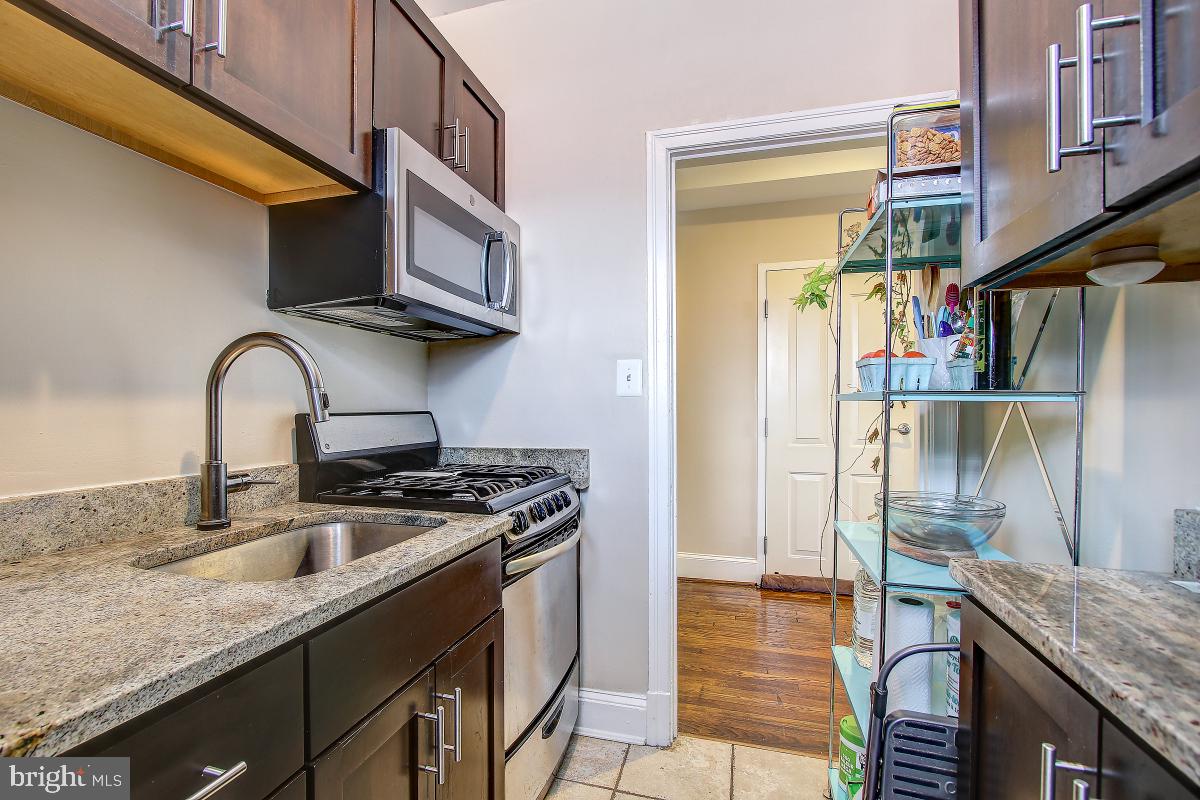 422 Butternut STREET NW Unit: 106
