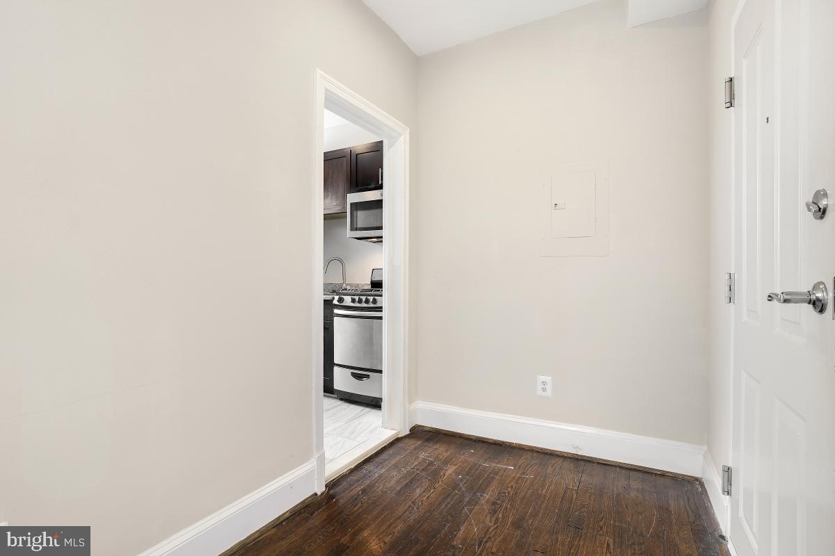422 Butternut STREET NW Unit: 106