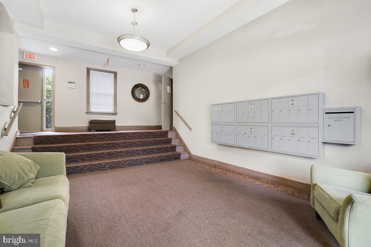 422 Butternut STREET NW Unit: 106