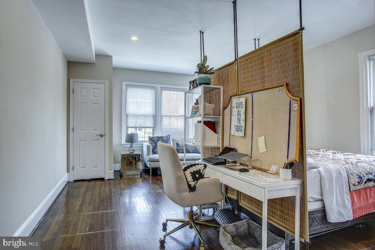 422 Butternut STREET NW Unit: 106
