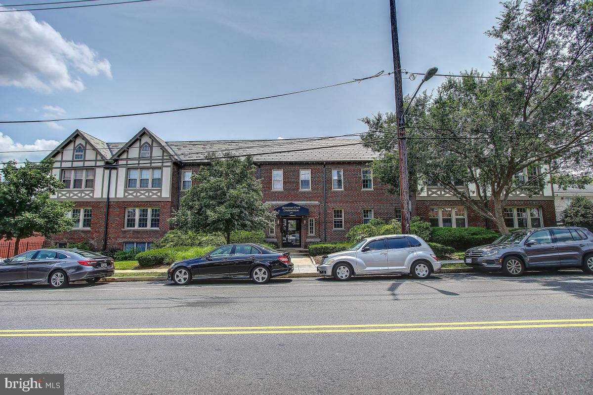 422 Butternut STREET NW Unit: 106