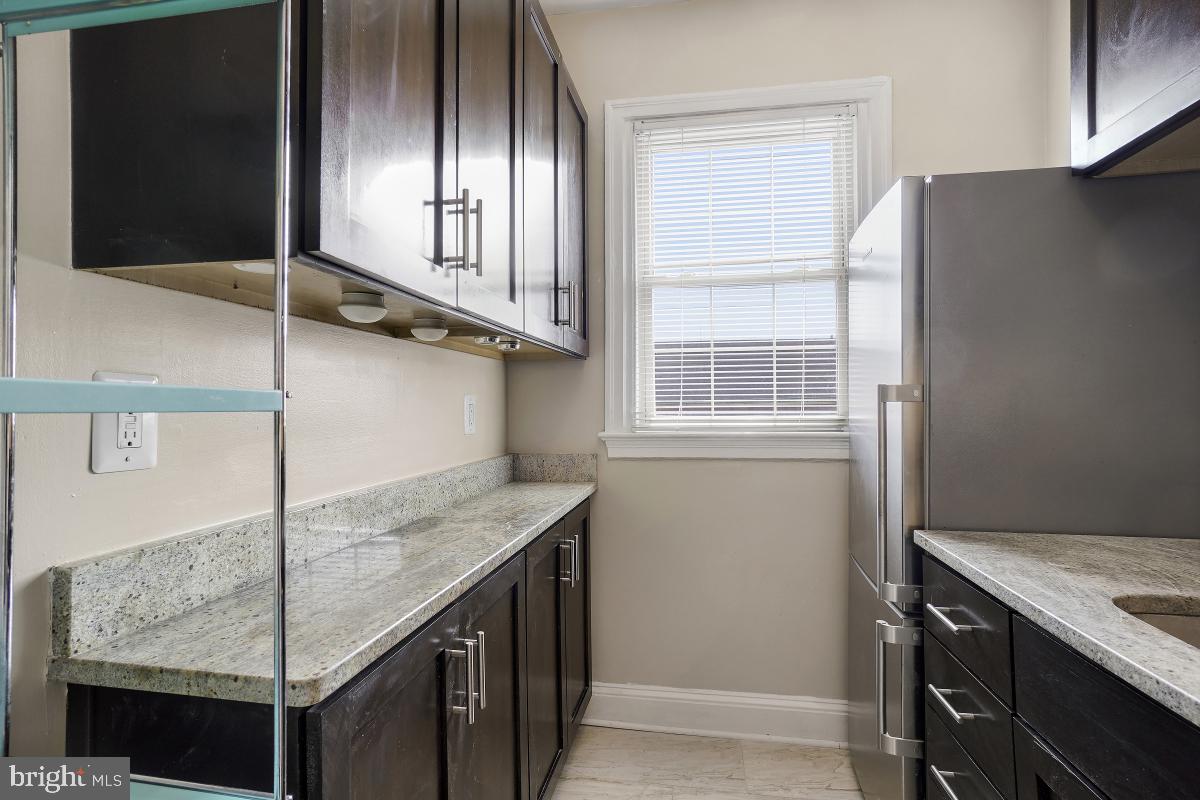 422 Butternut STREET NW Unit: 106