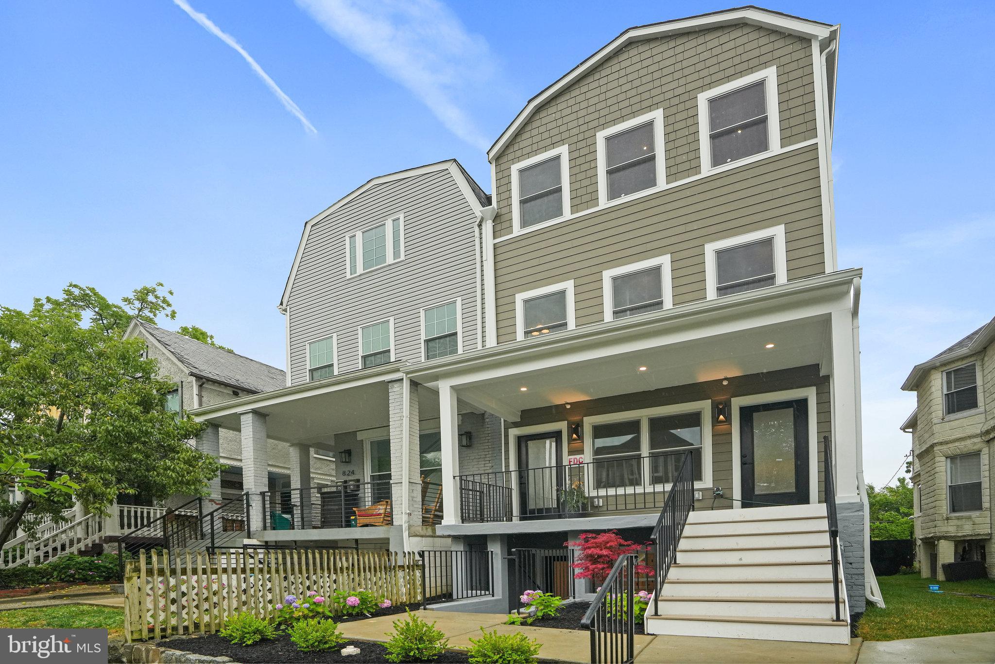 826 Varnum STREET NW Unit: 2