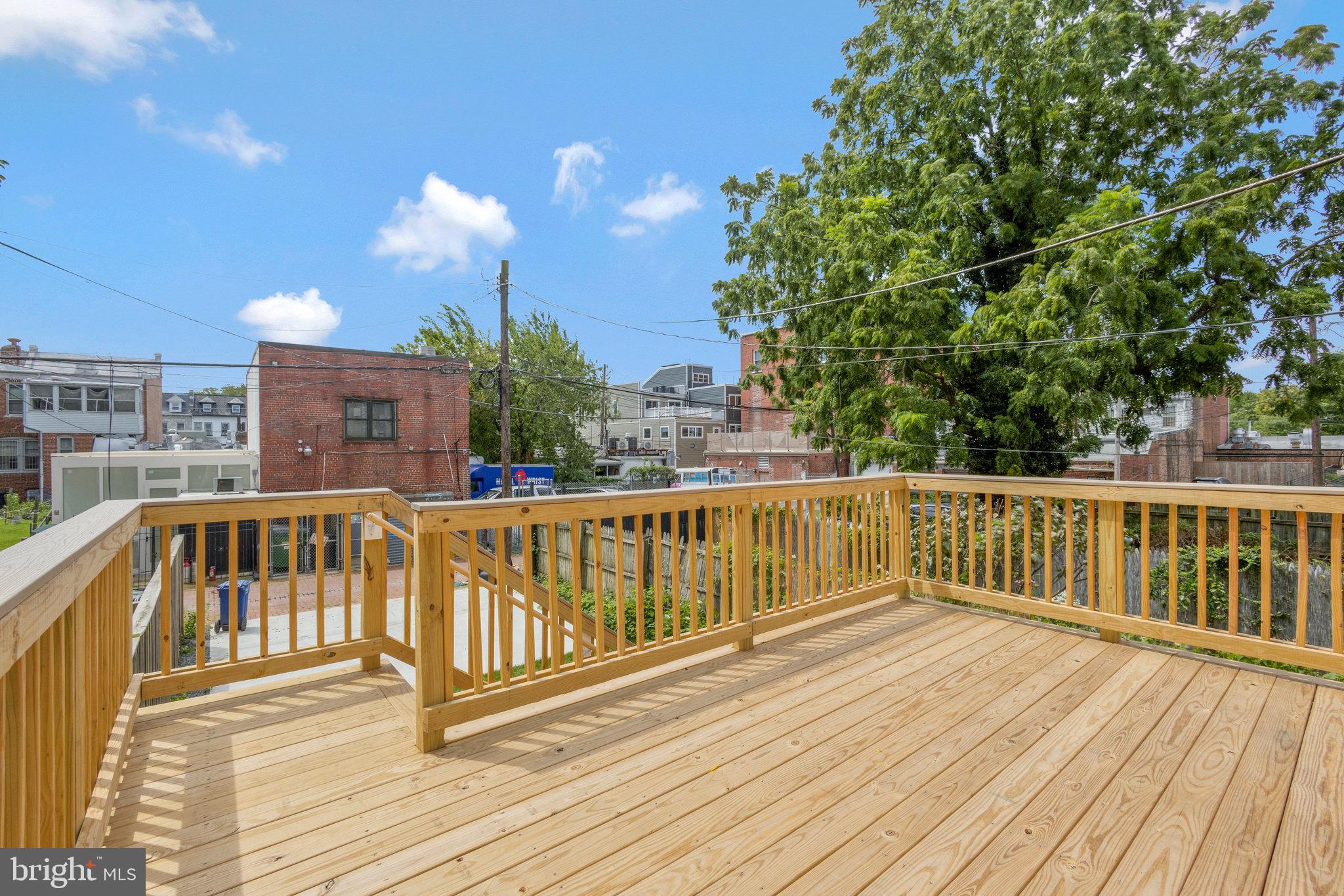 826 Varnum STREET NW Unit: 2