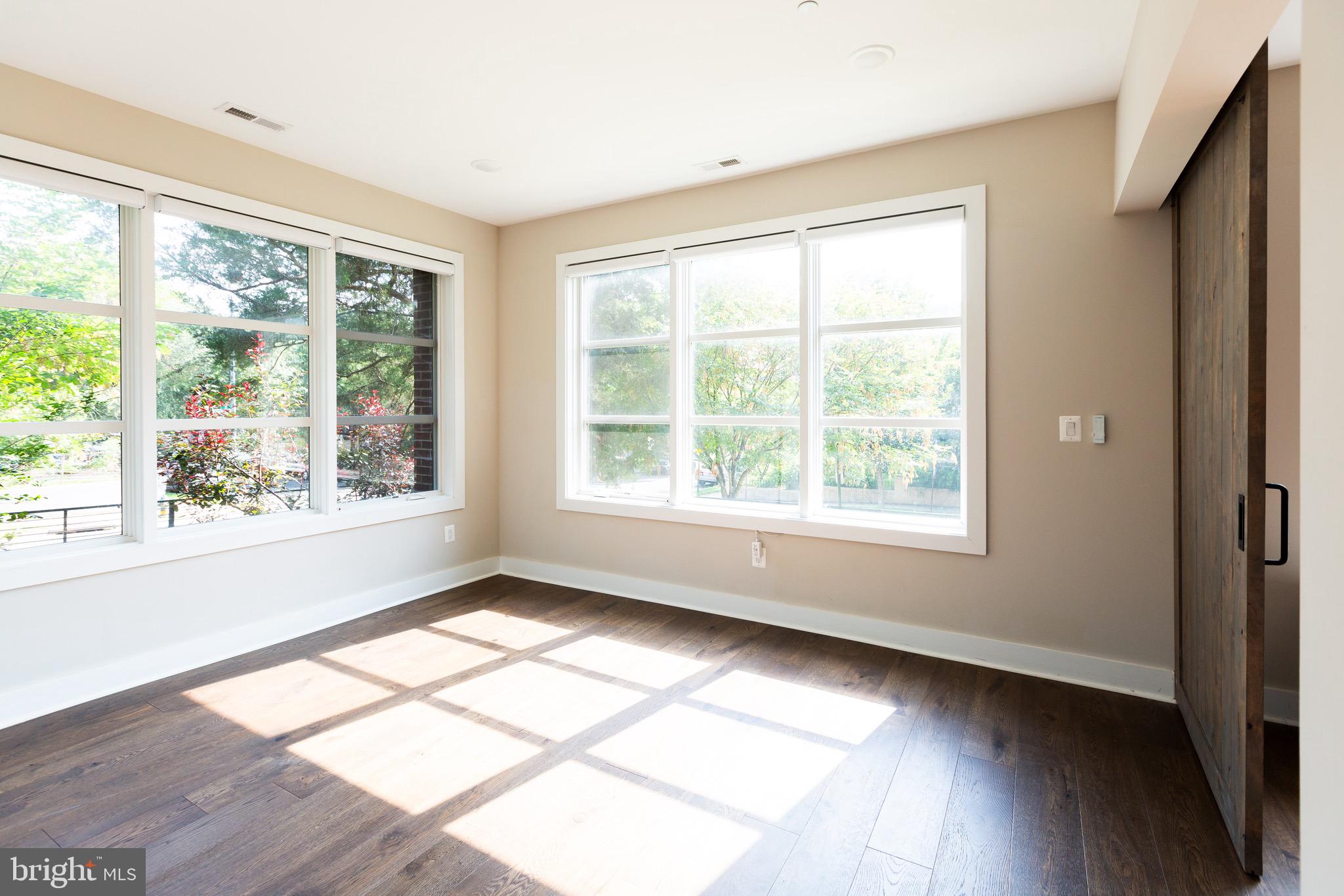 2200 3rd STREET NE Unit: 3