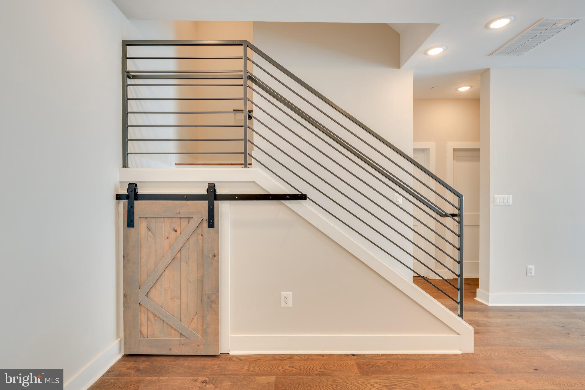 2200 3rd STREET NE Unit: 3