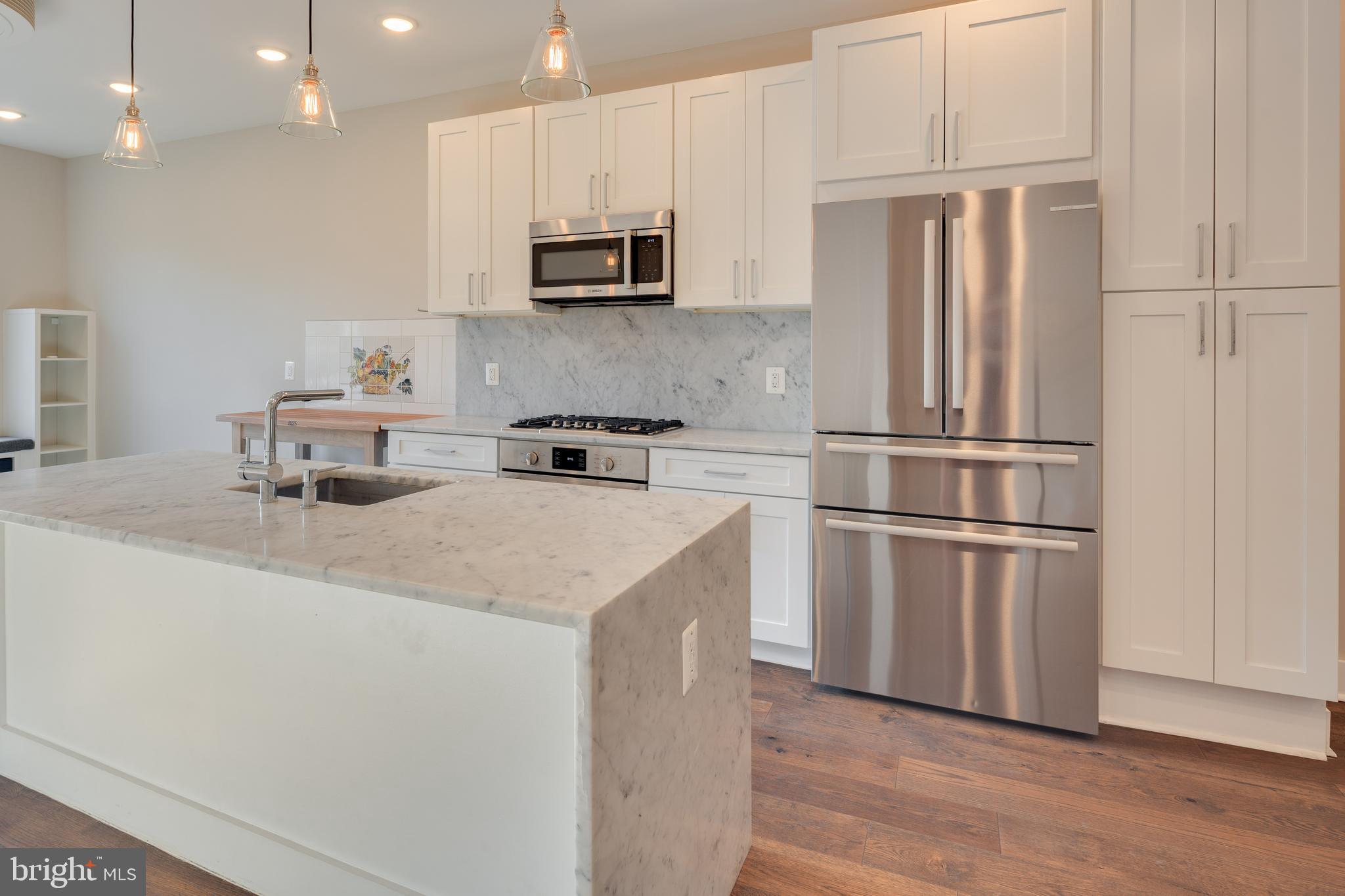 2200 3rd STREET NE Unit: 3